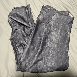 Calia by Carrie Underwood leggings, women’s XL, snakeskin riches legs, gray
